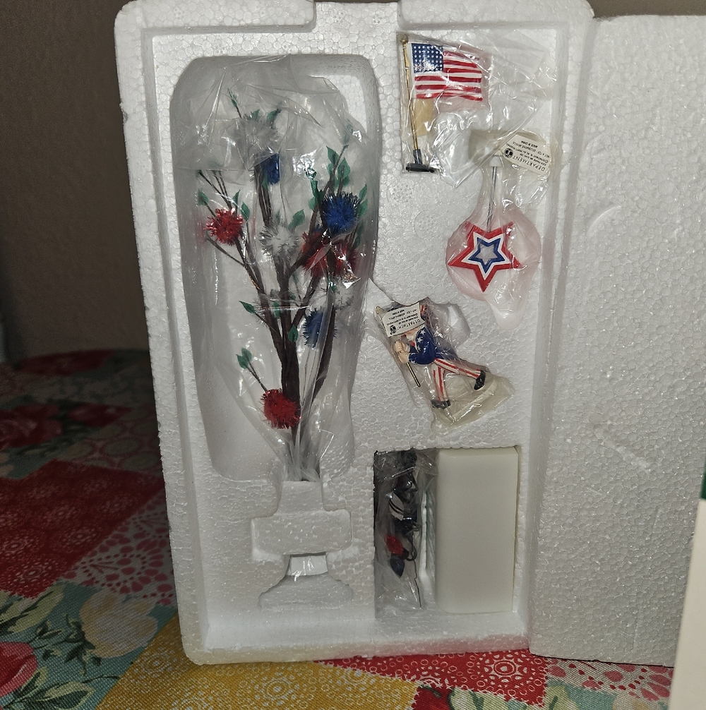Department 56 Battery Operated 4th of July Decor Village Accessories - Picture 3 of 8